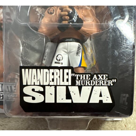 Wanderlei Silva The Axe Murderer UFC Ultimate Collector Figurine New in Box - Picture 4 of 8